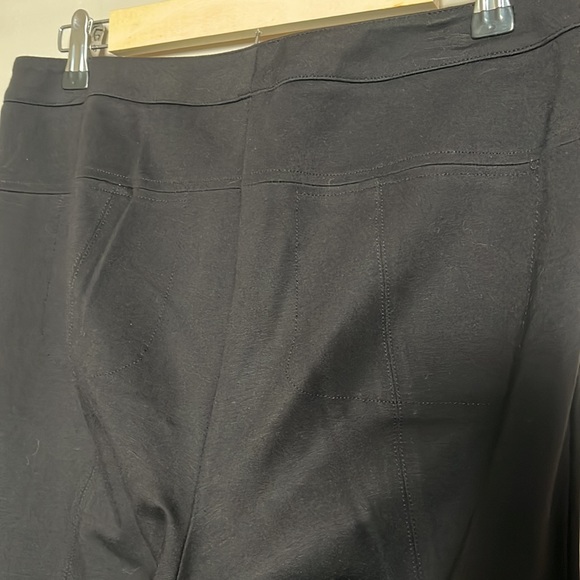 Vince Black Ponte Skinny Pants - Picture 5 of 8